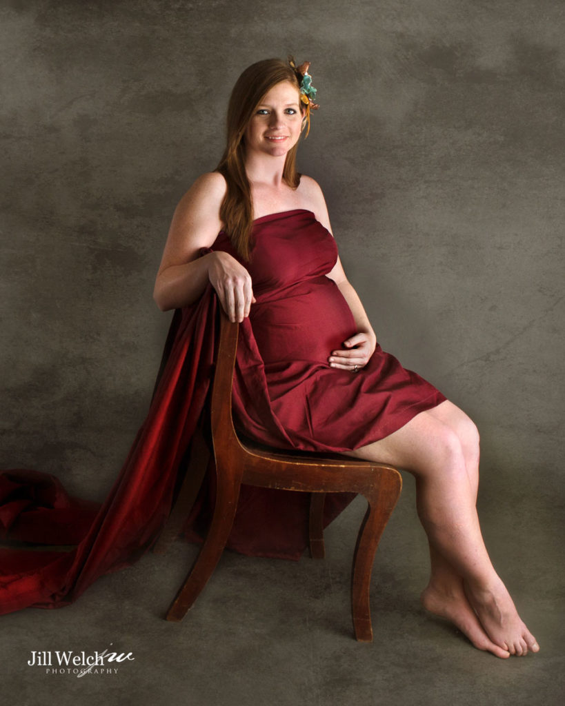 free maternity session with newborn pictures